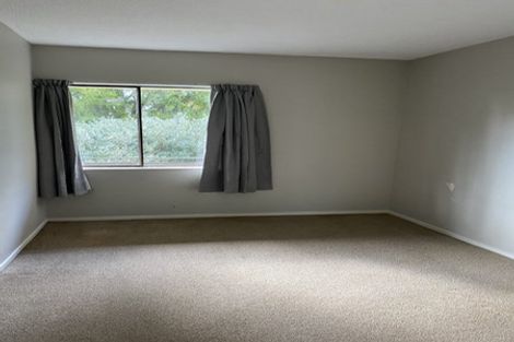 Photo of property in 2/12 Oakley Avenue, Claudelands, Hamilton, 3214