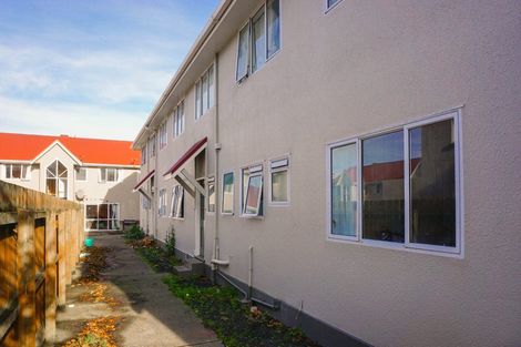 Photo of property in 18-26 Forth Street, North Dunedin, Dunedin, 9016