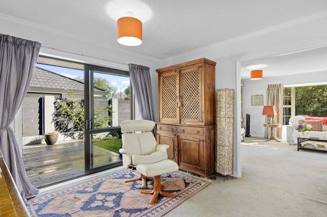 Photo of property in 2/84 Memorial Avenue, Ilam, Christchurch, 8053