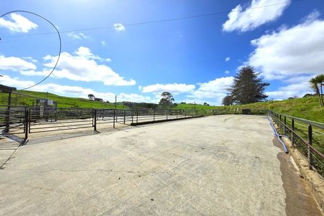 Photo of property in 153 Marohemo Road, Maungaturoto, 0587