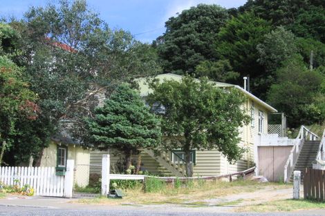 Photo of property in 40 Severn Street, Island Bay, Wellington, 6023