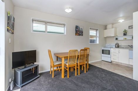 Photo of property in 2/24 Avonhead Road, Avonhead, Christchurch, 8042