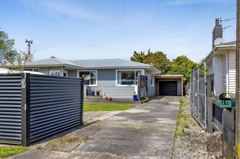 Photo of property in 17 Antonio Street, Stratford, 4332