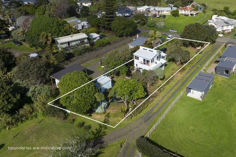 Photo of property in 16 Tui Street, Ahipara, Kaitaia, 0481
