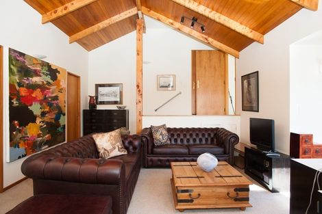 Photo of property in 7 Merlincote Crescent, Governors Bay, Lyttelton, 8971