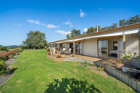 Photo of property in 12 Tobacco Hill, Welcome Bay, Tauranga, 3175