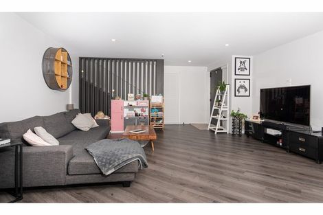 Photo of property in 18 Pottery Crescent, Hobsonville, Auckland, 0618