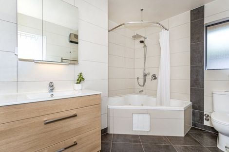 Photo of property in 3 Silvester Street, Woolston, Christchurch, 8023