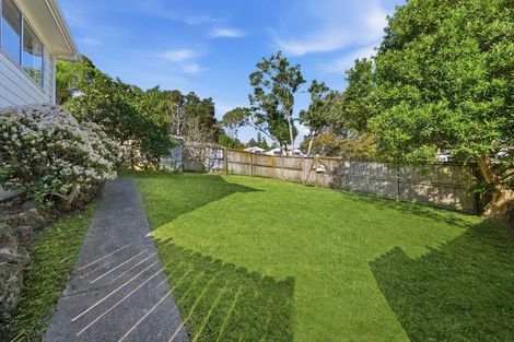 Photo of property in 4 Redwing Street, Browns Bay, Auckland, 0630