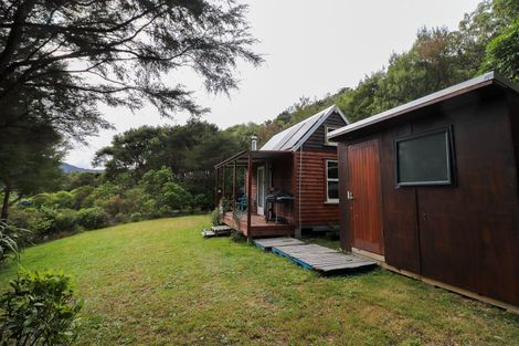 Photo of property in 11 Nikau Street, Duncan Bay, Tennyson Inlet, 7195