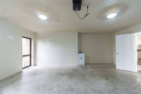 Photo of property in 16 Ravenscourt Place, Huntington, Hamilton, 3210