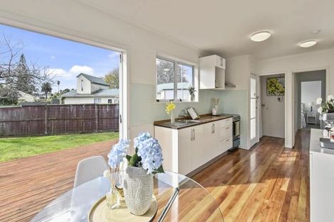 Photo of property in 18 Marybeth Place, Rosehill, Papakura, 2113