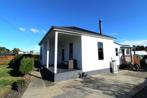 Photo of property in 27 Brighton Road, Green Island, Dunedin, 9018