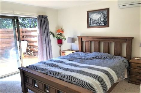 Photo of property in 20a Regency Place, Sunnynook, Auckland, 0632