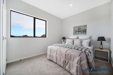 Photo of property in 17 Farranfore Road, Opaheke, Papakura, 2113