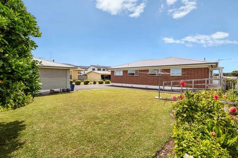 Photo of property in 48 Tapu Road, Huapai, Kumeu, 0810