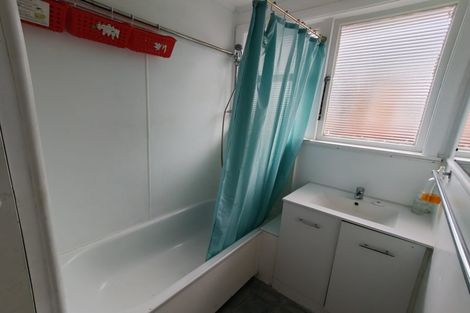 Photo of property in 10 Croall Crescent, St Andrews, Hamilton, 3200