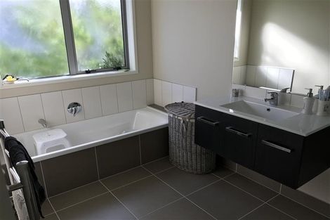 Photo of property in 3 Tarapiroe Avenue, Takanini, 2112