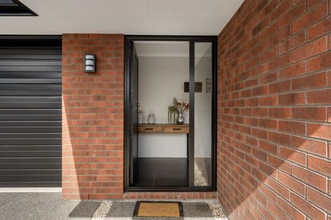 Photo of property in 8 Godwit Lane, Welcome Bay, Tauranga, 3112