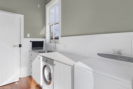 Photo of property in 150 East Street, Greytown, 5712