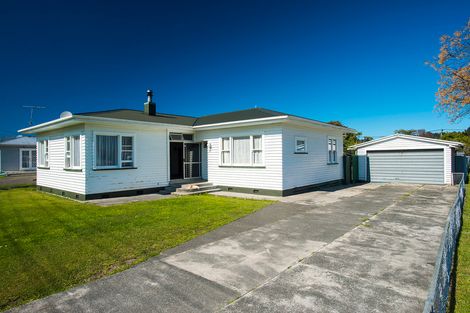 Photo of property in 17 Huxley Road, Outer Kaiti, Gisborne, 4010