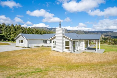 Photo of property in 319 Marchant Road, Kaitoke, Upper Hutt, 5018