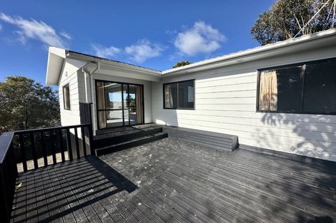 Photo of property in 16 Zingaro Place, Massey, Auckland, 0614