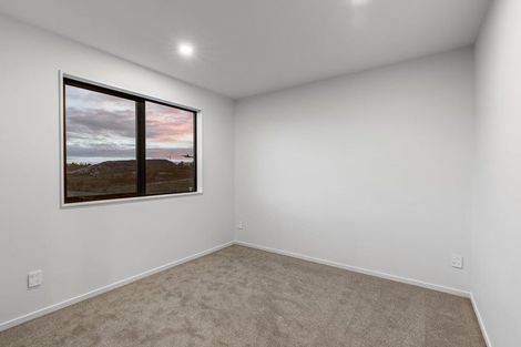 Photo of property in 196 Henwood Road, Westgate, 0814