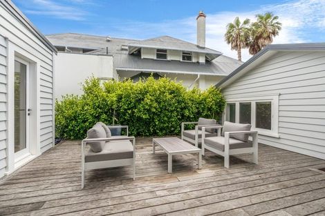Photo of property in 136 Queen Street, Northcote Point, Auckland, 0627
