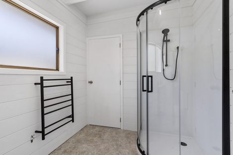 Photo of property in 11 Donald Place, Stillwater, Silverdale, 0993