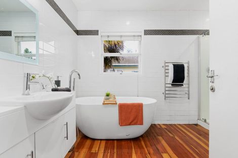 Photo of property in 104 Maeroa Road, Maeroa, Hamilton, 3200