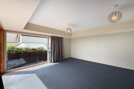 Photo of property in 2/4 Sulby Road, Cashmere, Christchurch, 8022