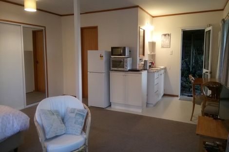 Photo of property in 2 Hatherly Lane, Mount Pleasant, Christchurch, 8081