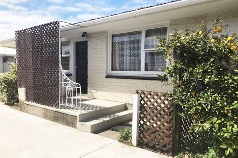 Photo of property in 2/242 Springfield Road, St Albans, Christchurch, 8014