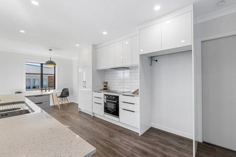 Photo of property in 21 Cameron Road, Te Puke, 3119