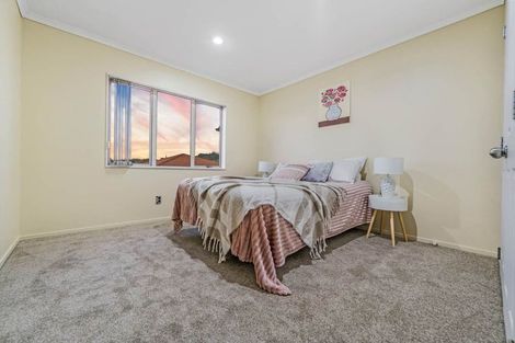 Photo of property in 6 Magnolia Place, Flat Bush, Auckland, 2016