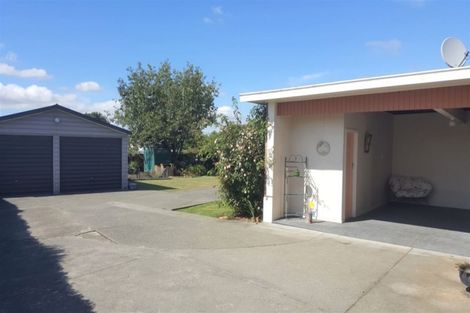 Photo of property in 69 Rhodes Street, Waimate, 7924