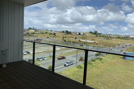 Photo of property in 503/3 Kaipiho Lane, Albany, Auckland, 0632