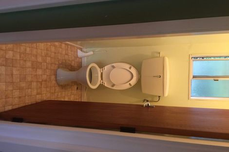 Photo of property in 1/1 Wye Street, Island Bay, Wellington, 6023