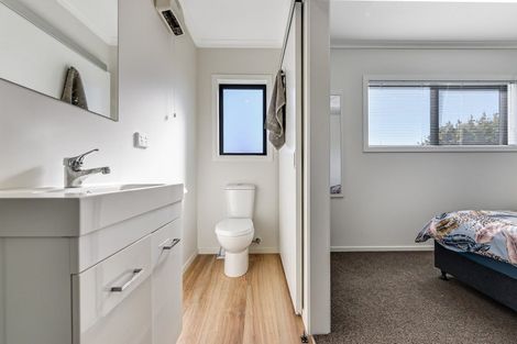 Photo of property in 2/13 Palmerston Street, Hamilton Central, Hamilton, 3204