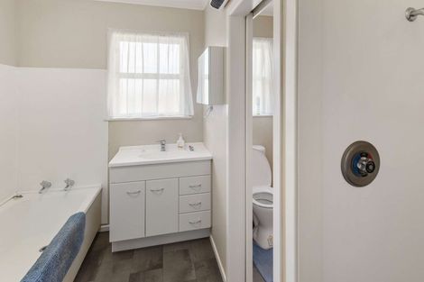 Photo of property in 90 Anzac Parade, Whanganui East, Whanganui, 4500