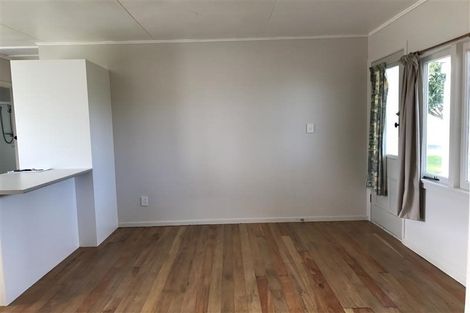 Photo of property in 5 Bream Bay Drive, Ruakaka, 0116