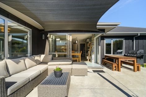 Photo of property in 4 Poplar Grove, Feilding, 4702