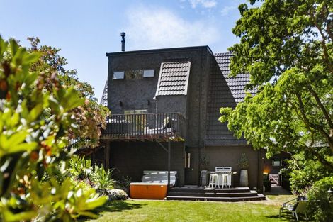 Photo of property in 17-21 Wairau Road, Albert Town, Wanaka, 9305