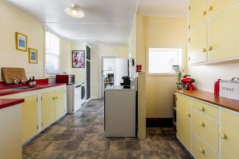 Photo of property in 10 Thistle Street, Napier South, Napier, 4110