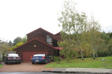 Photo of property in 90 Haseler Crescent, Howick, Auckland, 2014