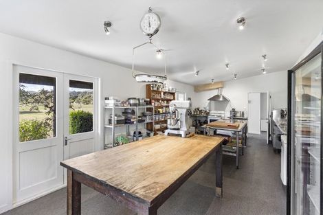 Photo of property in 24b Cromarty Drive, Martinborough, 5784