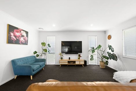 Photo of property in 253 Dixon Road, Fitzroy, Hamilton, 3206