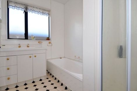 Photo of property in 1/3 Colombo Street, Cashmere, Christchurch, 8022