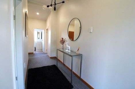 Photo of property in 27 Brighton Road, Green Island, Dunedin, 9018